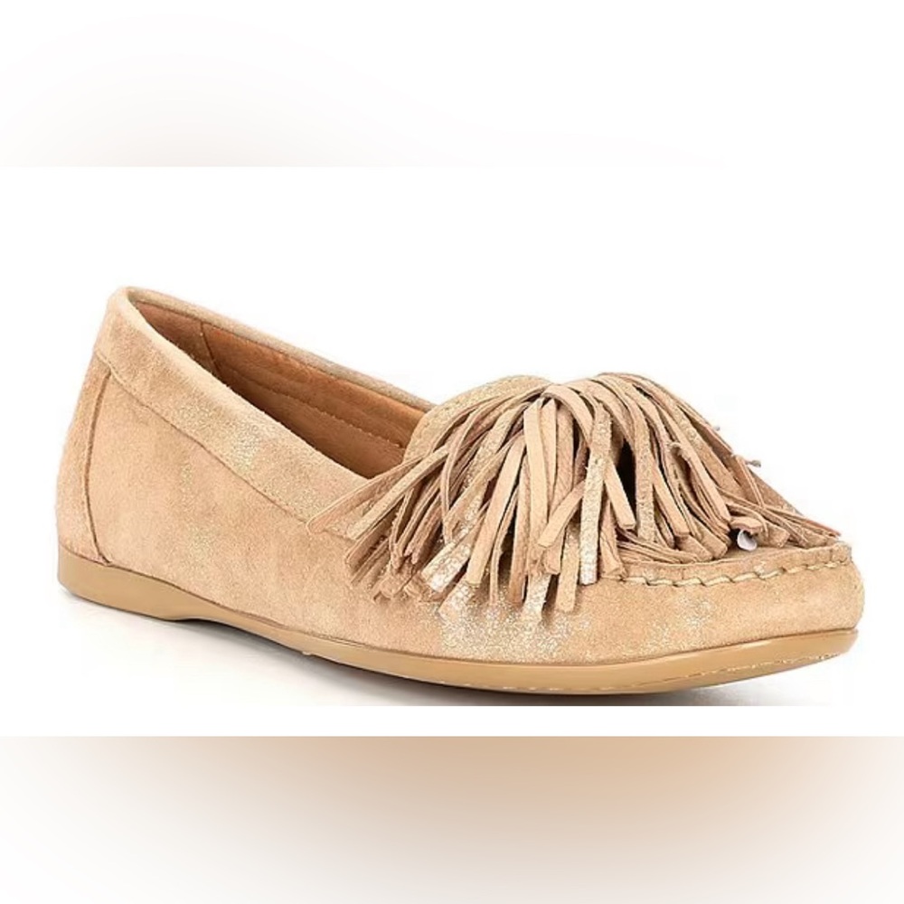 NWOB Flag Ltd. Women's Nicole Suede Fringe Loafer Beige Tan 6.5